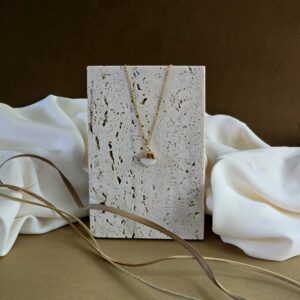 NYAK004_aranyszinunemesacelnyaklanckagylogyongymedallallamindrahandmadeegyediekszer-min