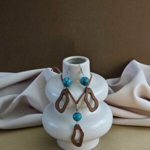 Barna–türkiz ásványgyöngyös nyaklánc és fülbevaló szett – Lamindra handmade egyedi ékszer