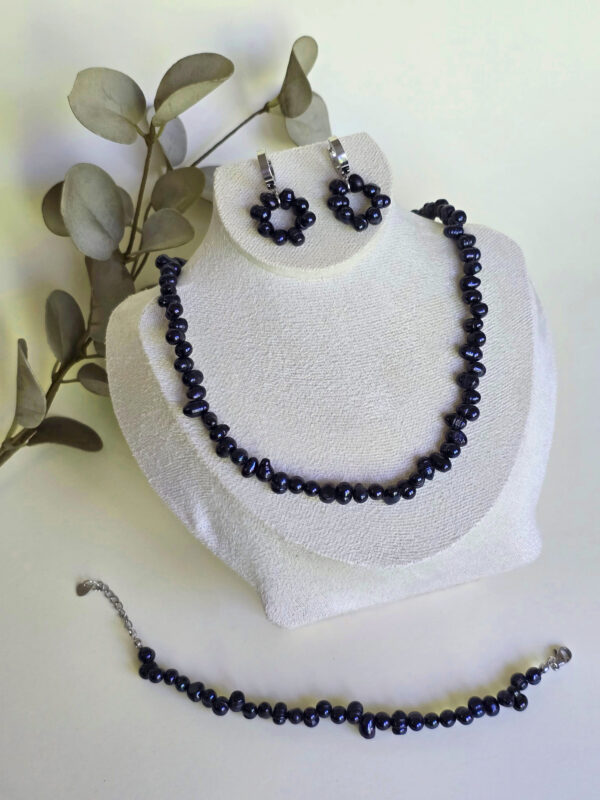 Midnight Mystique Rice Pearl Collection